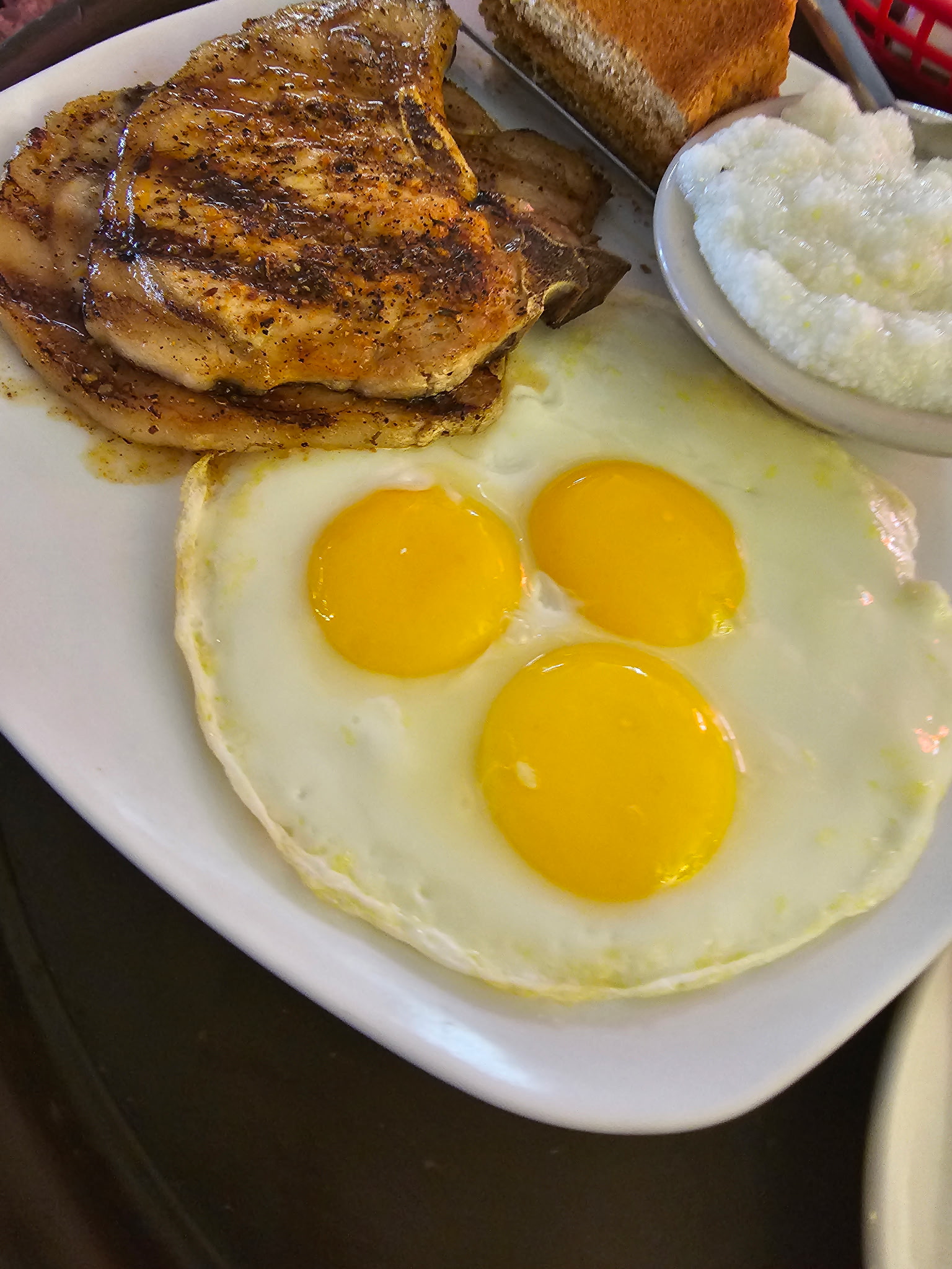 Midtown Bar & Grill - Gallery 2