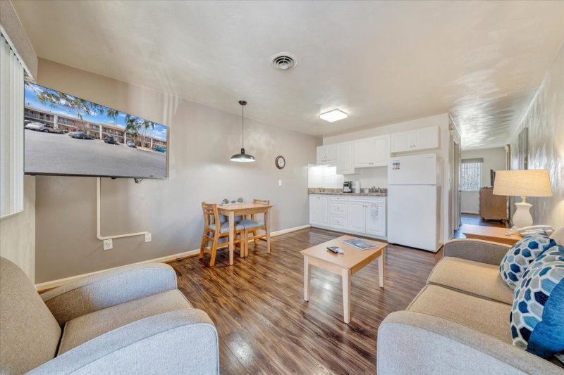 Affordable Corporate Suites - Gallery 7