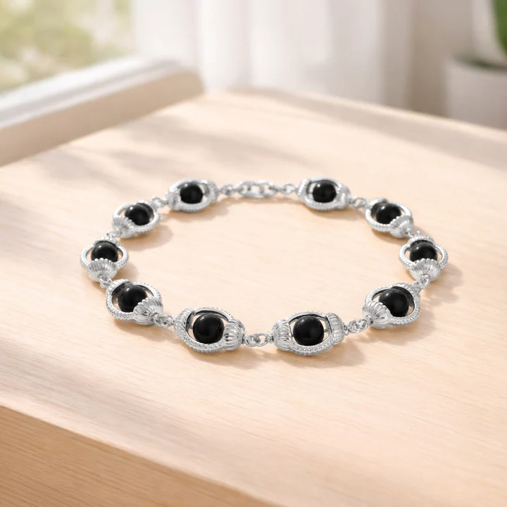 Karungali Bracelet - Gallery 1