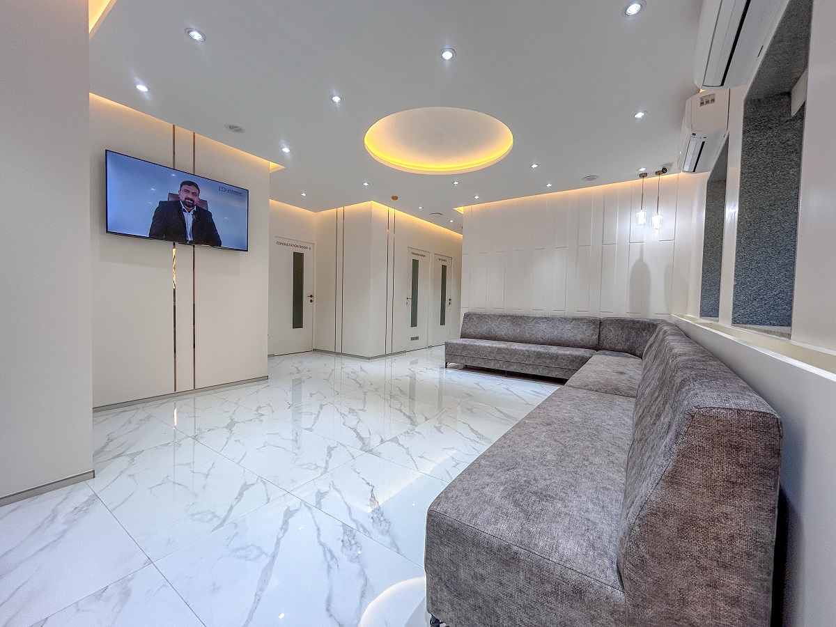 La Densitae Hair Transplant Clinic in Mumbai - Gallery 2