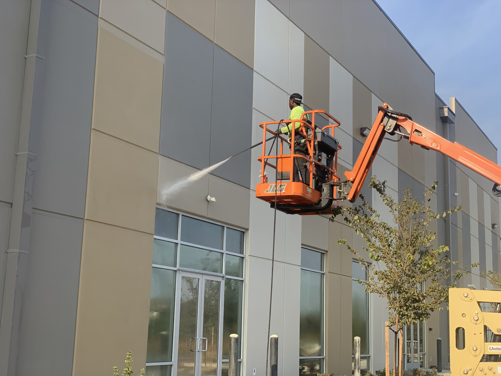 Elite Pressure Washing Services - Gallery 1
