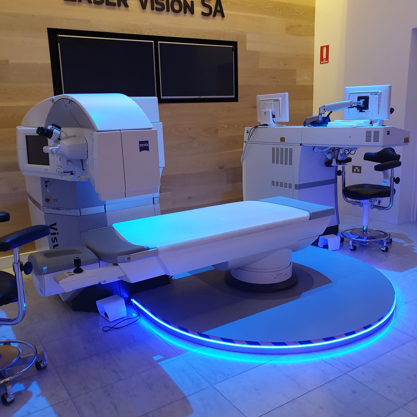 Laser Vision SA - Gallery 2