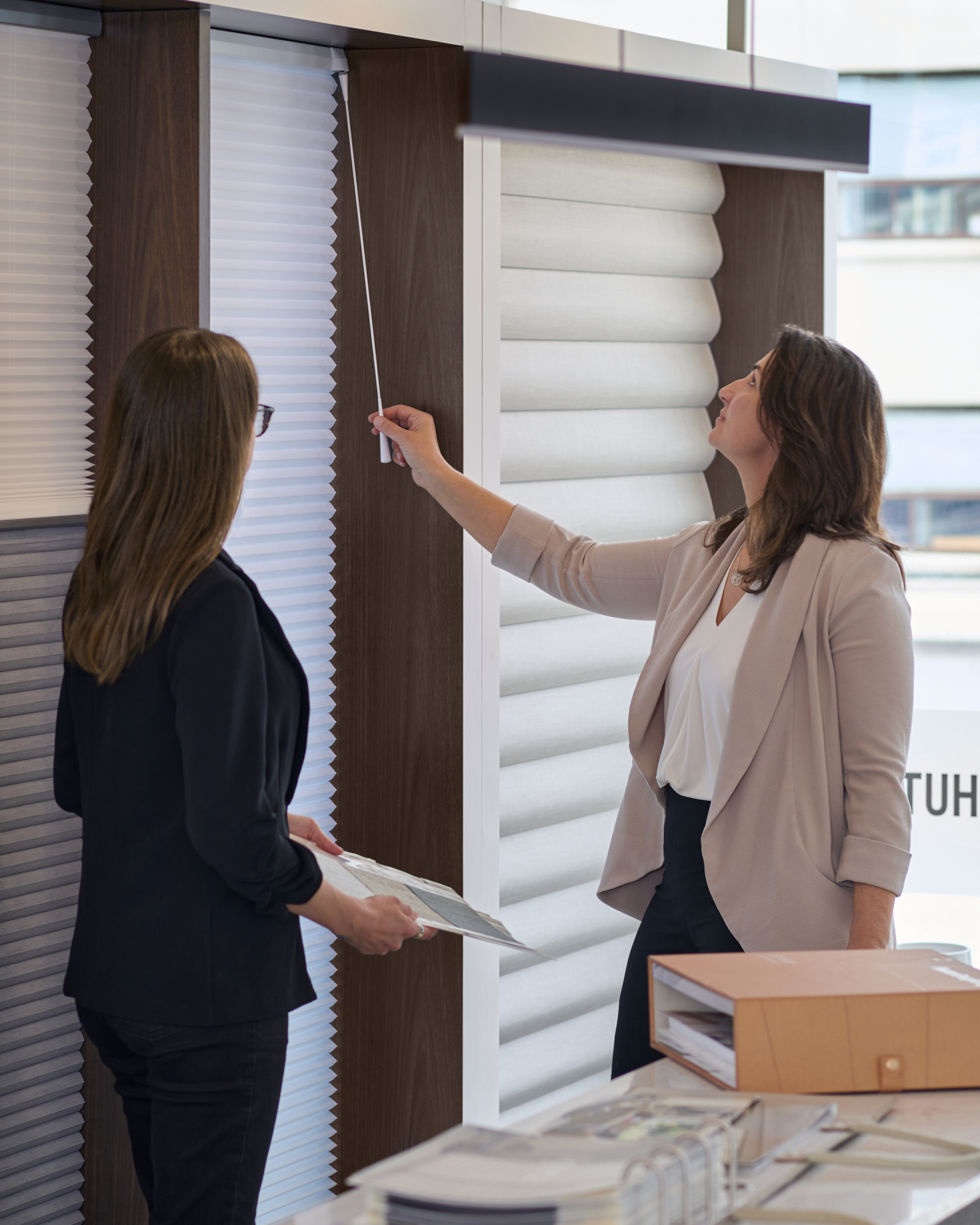 Night and Day Window Decor - Gallery 3