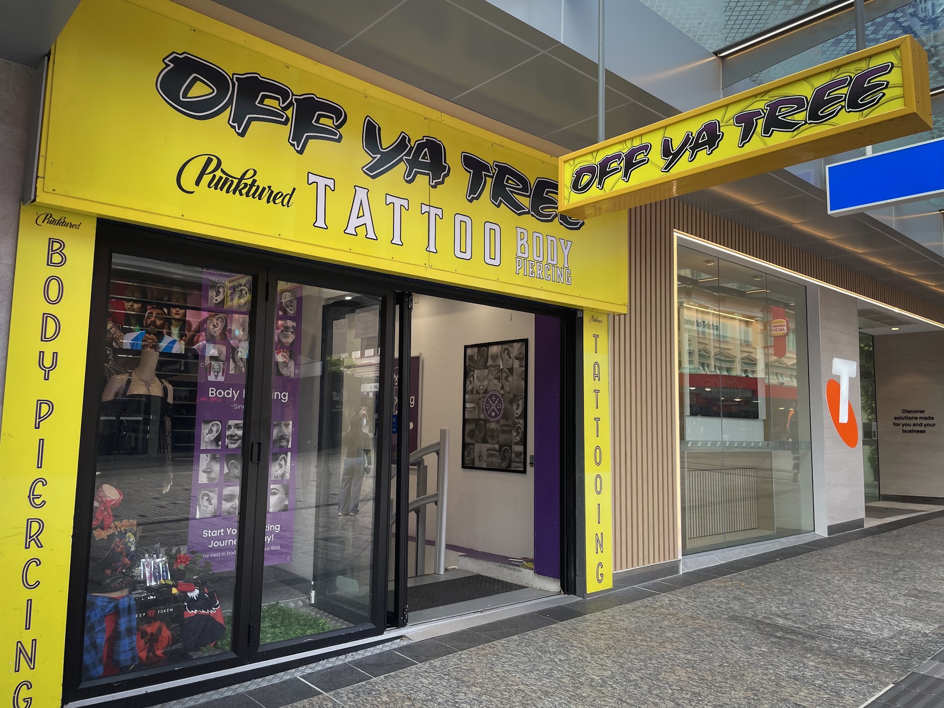 OFF YA TREE - Gallery 1