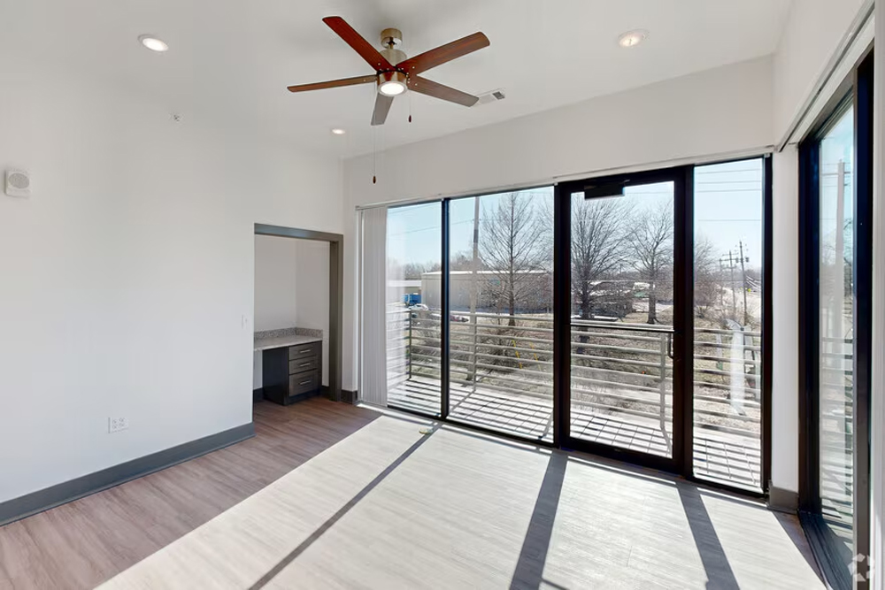 Big Emma Apartments - Gallery 1