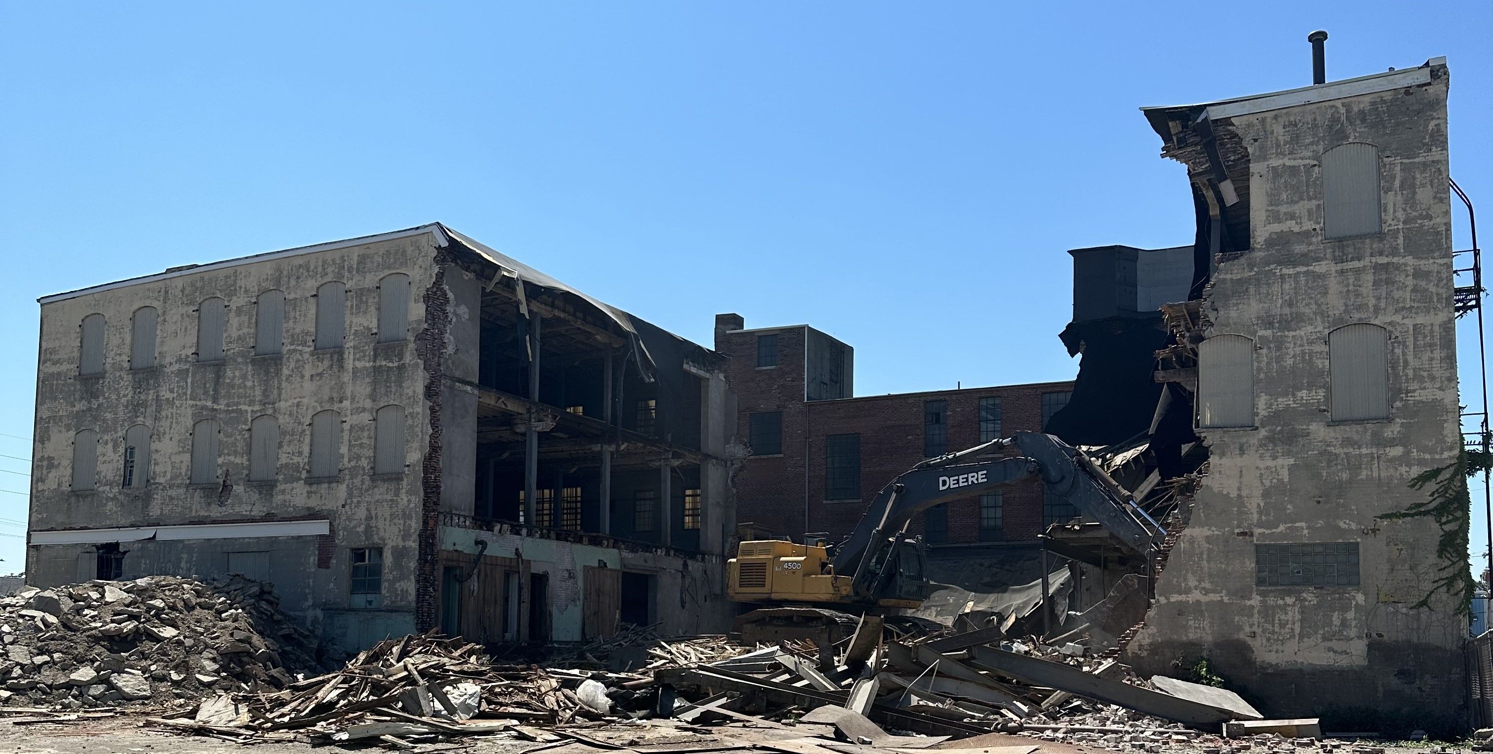 Steve's Trucking, Inc Dba Demolition Specialists - Gallery 1
