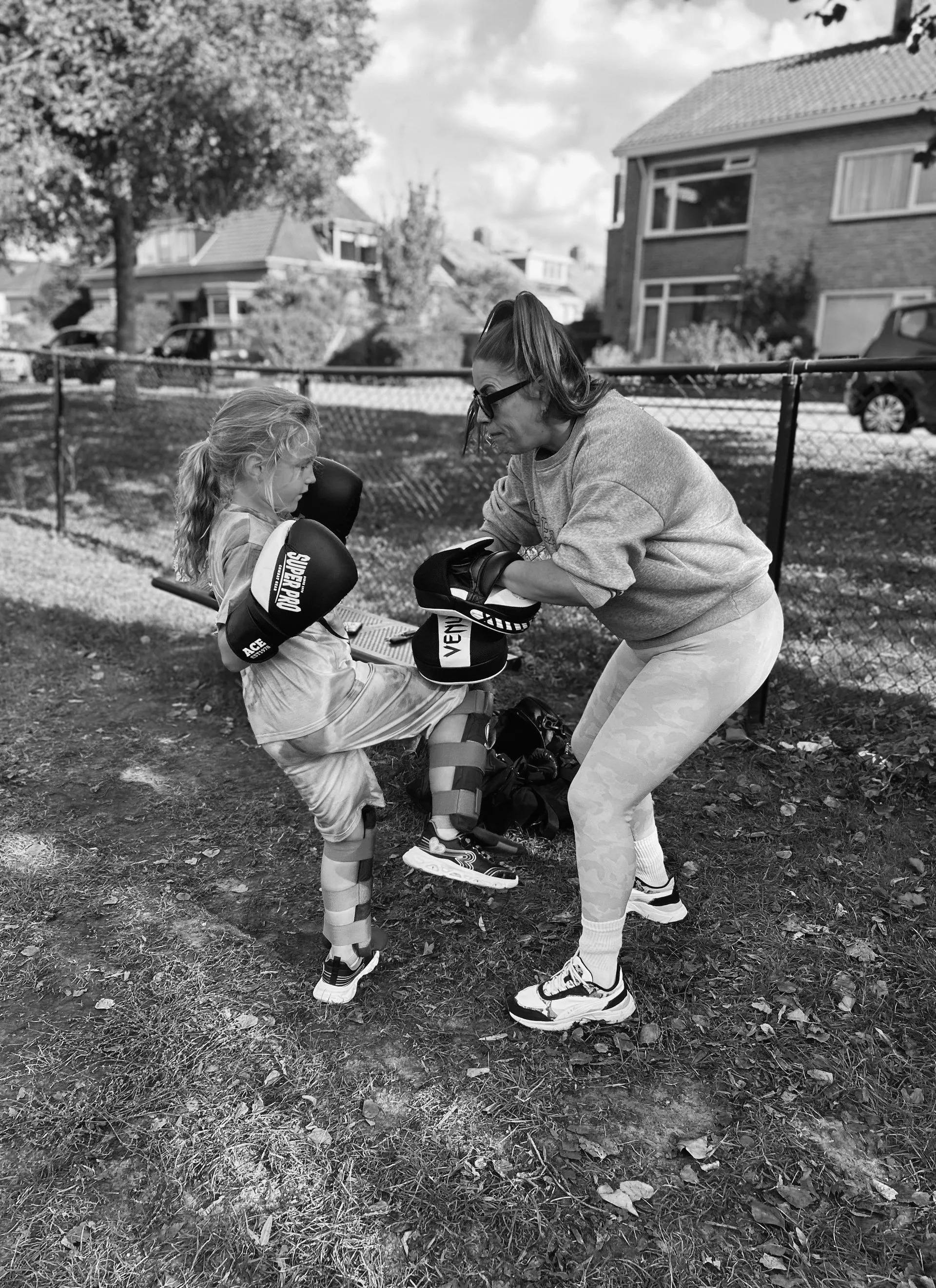 Kickboksen, Boksen, Bootcamp & Zelfverdediging voor Vrouwen – Krachtmakers - Gallery 7