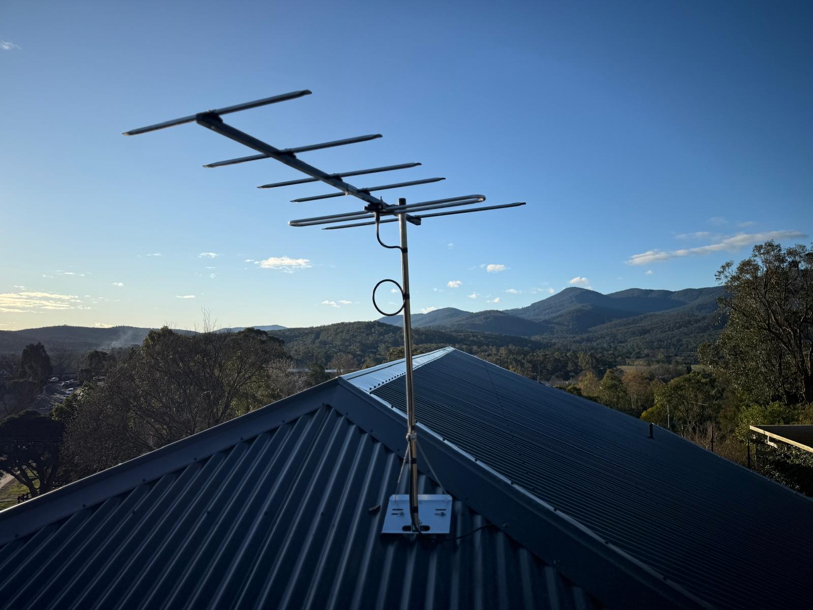 Sky Connection Antennas & Security - Gallery 4