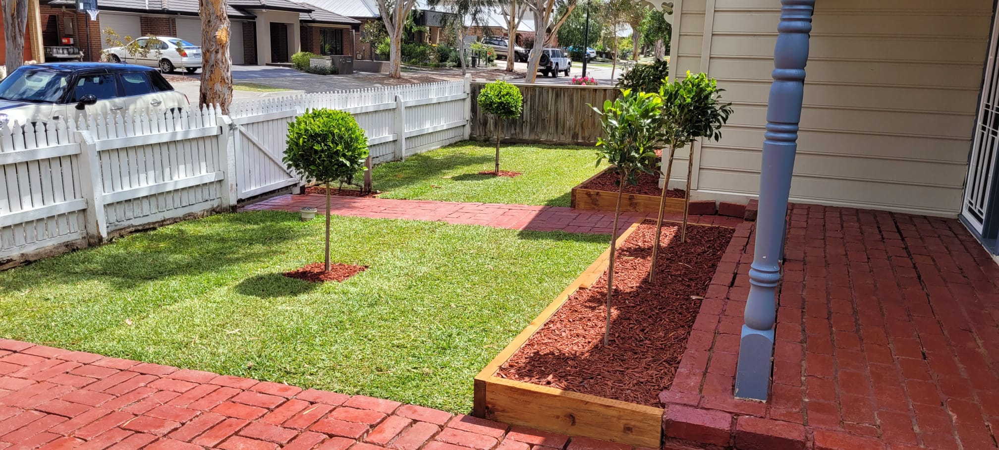 Pro Landscaping Services & Designs - Gallery 8