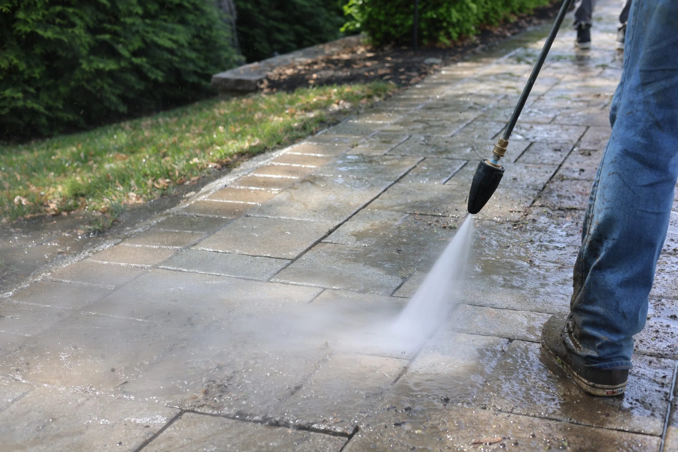 SIMPLY CLEAN POWER WASHING PLUS - Gallery 9