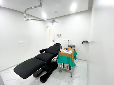 La Densitae Hair Transplant Clinic in Mumbai - Gallery 4