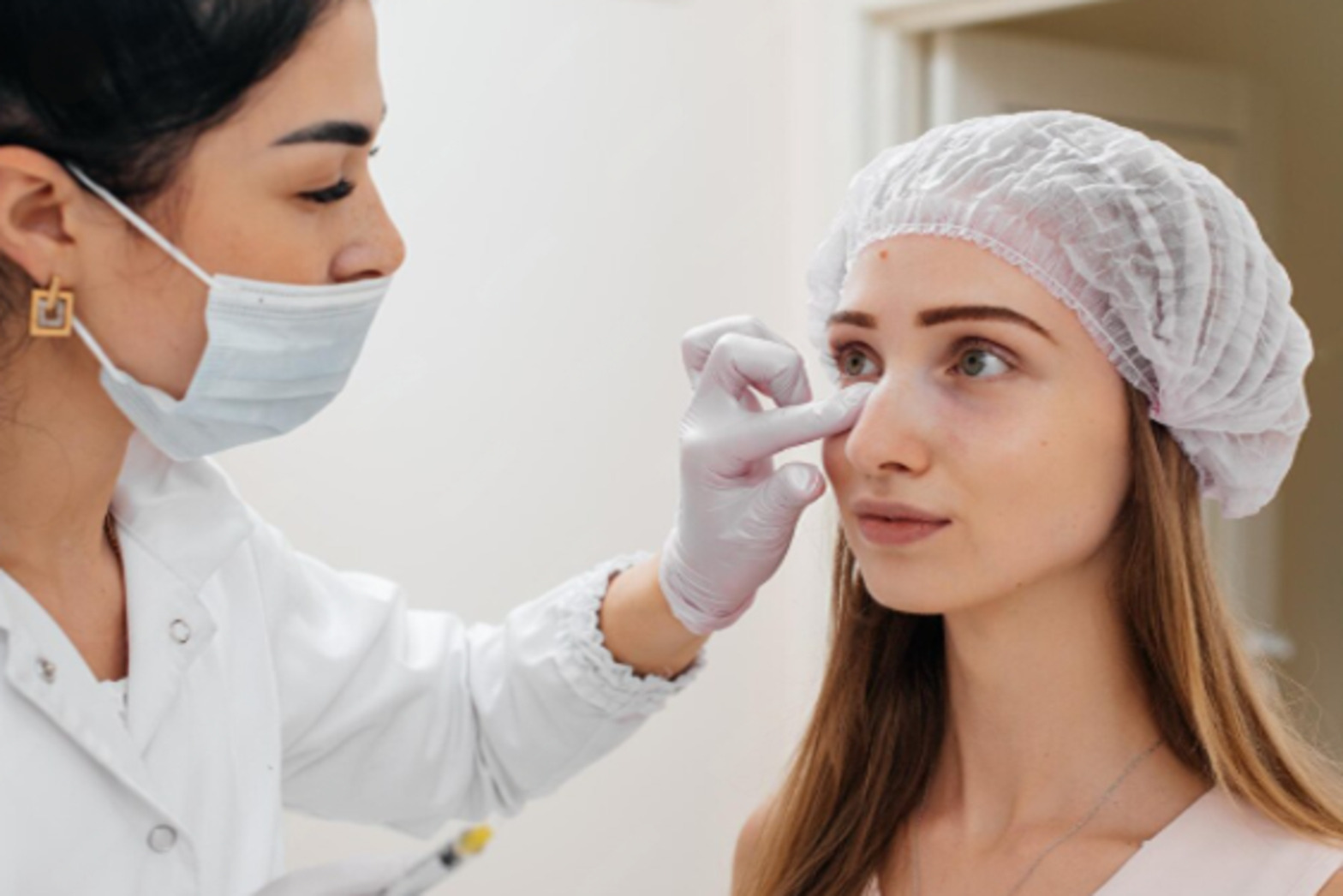 Dr. Priyanka Sharma (Dr. PS) - Plastic Surgeon in Ahmedabad - Gallery 1